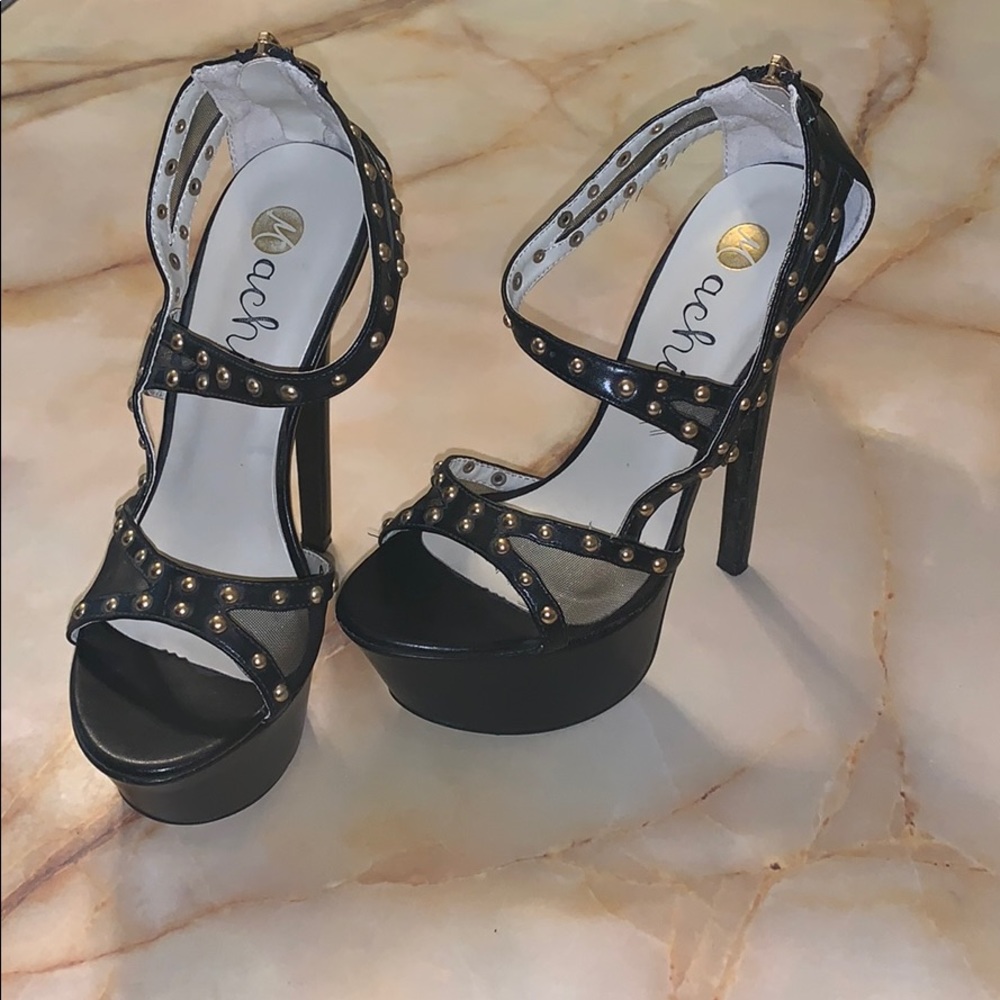 Platforms - Picture 2 of 4